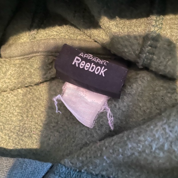 Green Bay Packers Reebok Hoodie - Picture 4 of 4